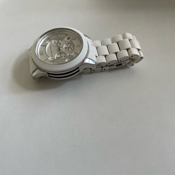 Men’s Michael Kors Watch - Picture 3 of 5